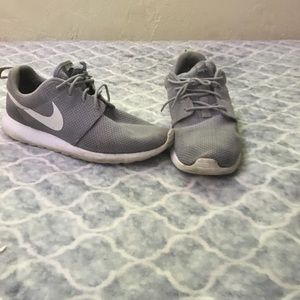 Nike Roshes